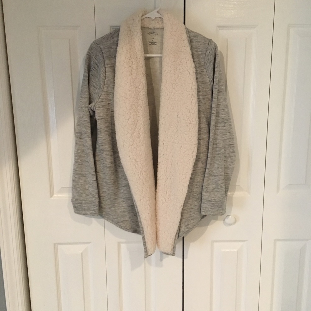 Grey and white medium cozy open sweatshirt